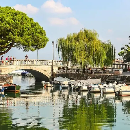 Casa Venga Casa de Férias Desenzano del Garda