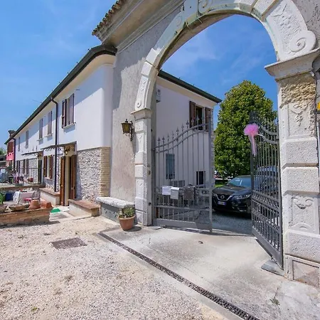Casa Venga Casa de Férias Desenzano del Garda
